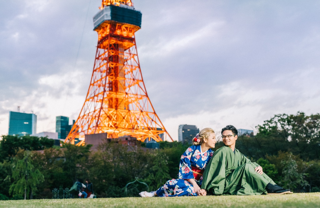 Japan Tokyo Pre-Wedding And Kimono Photoshoot At The Shrine, Tokyo Tower And Shopping Streets  by Nick  on OneThreeOneFour 15