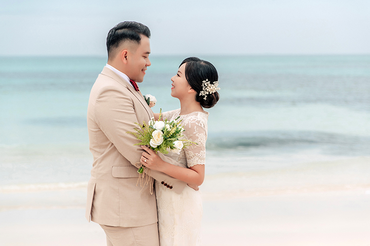 jeju island wedding photoshoot Hyeopjae beach