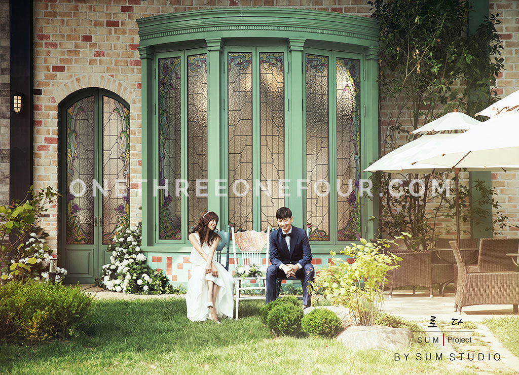 Korean Wedding Photos: Garden (NEW) by SUM Studio on OneThreeOneFour 10