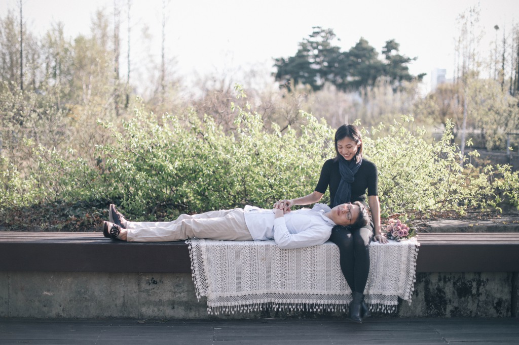Korea Surprise Wedding Proposal Photographer - Photoshoot At Seonyudo Park  by Beomsoo  on OneThreeOneFour 24