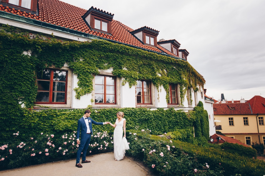 Prague Pre-Wedding Photoshoot At Vrtba Garden And Charles Bridge  by Nika  on OneThreeOneFour 13