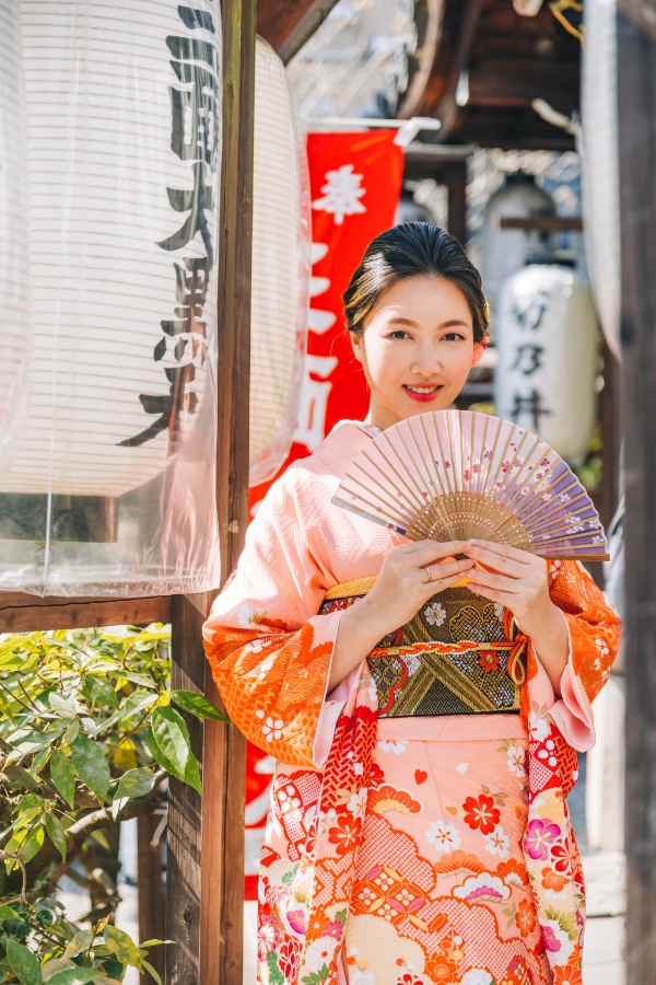 Kyoto Kimono Prewedding Photoshoot Higashiyama District Japan by Shu Hao on OneThreeOneFour 13