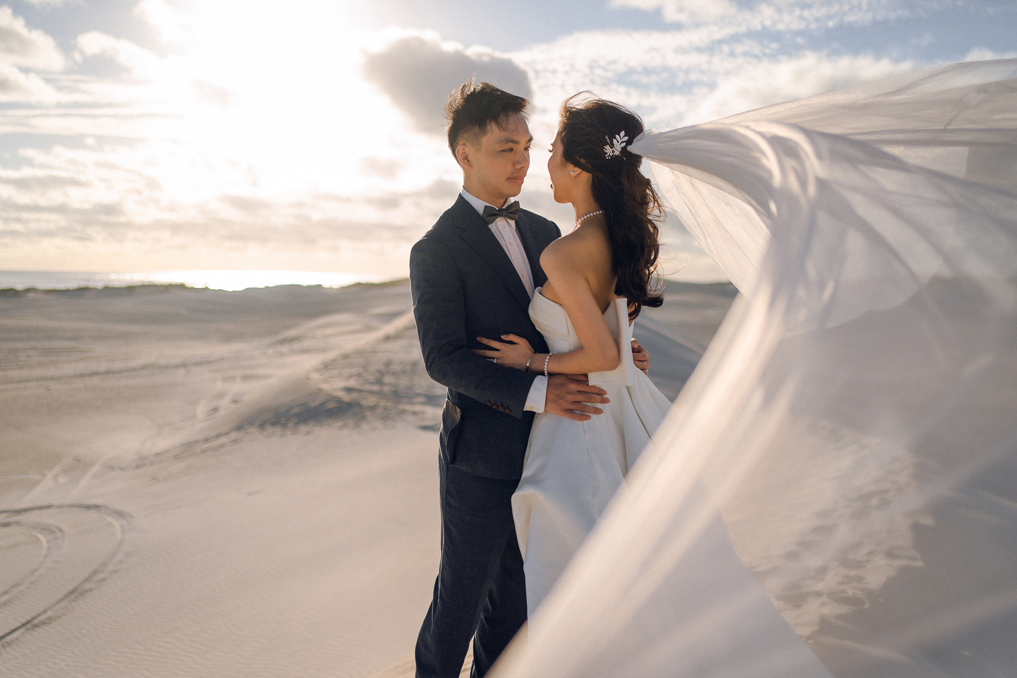 Perth Pre-Wedding Photoshoot at Lancelin Desert & Bells Lookout by Jimmy on OneThreeOneFour 23