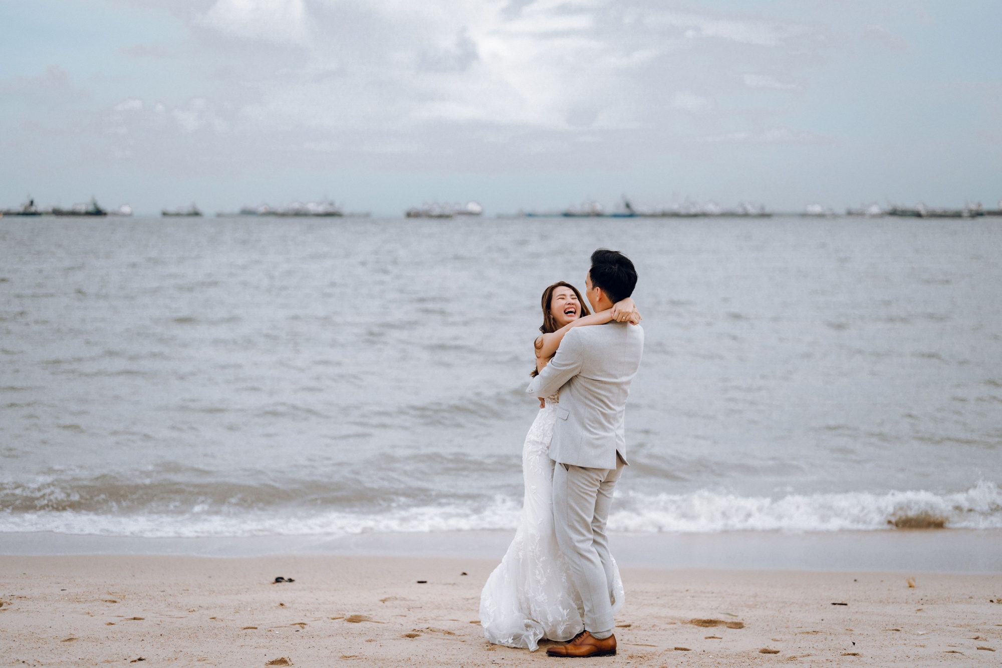 Prewedding Photoshoot At East Coast Park And Industrial Rooftop by Michael on OneThreeOneFour 22