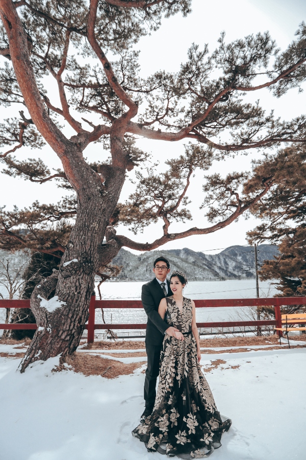 R&B: Tokyo Winter Pre-wedding Photoshoot at Snow-covered Nikko by Ghita on OneThreeOneFour 23