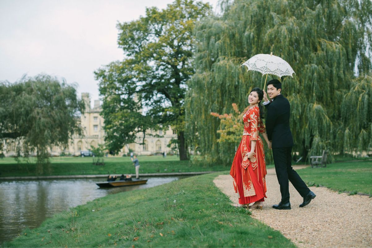 倫敦婚纱拍攝 - 在三一學院、參議院大廈和菲茨比利斯烘焙坊 by Dom on OneThreeOneFour 11