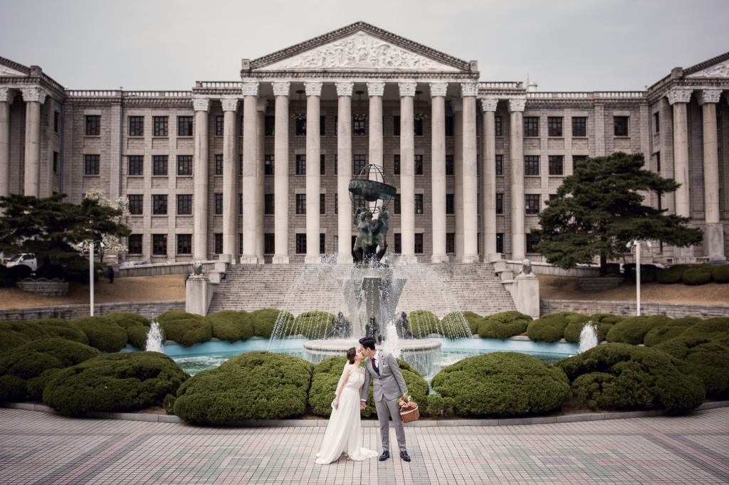 Korea Outdoor Pre-Wedding Photoshoot At Kyunghee University  by Junghoon on OneThreeOneFour 8