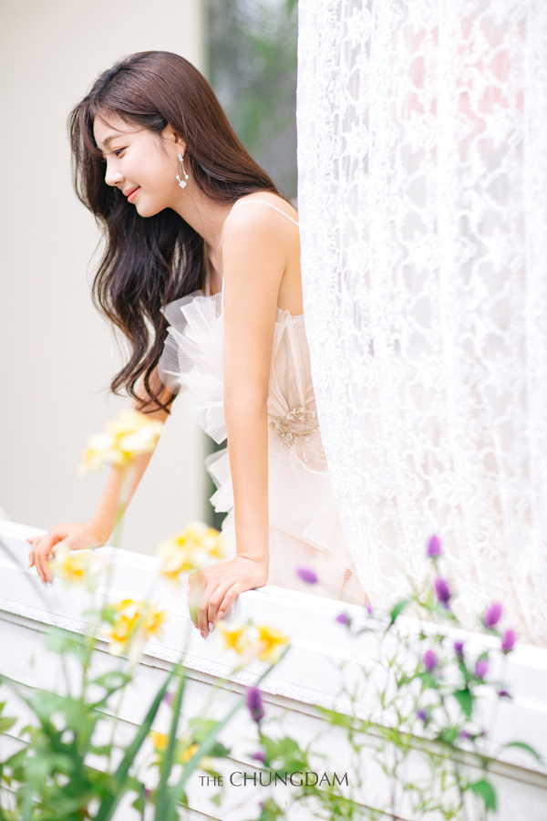 [Latest] Chungdam Studio 2023 Korean Pre-Wedding Photoshoot by Chungdam Studio on OneThreeOneFour 24