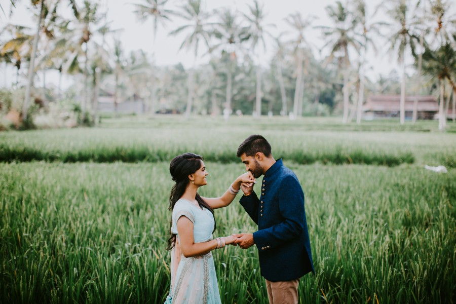 Indian Couple Mengening Beach Prewedding Photoshoot in Bali by Cahya on OneThreeOneFour 12