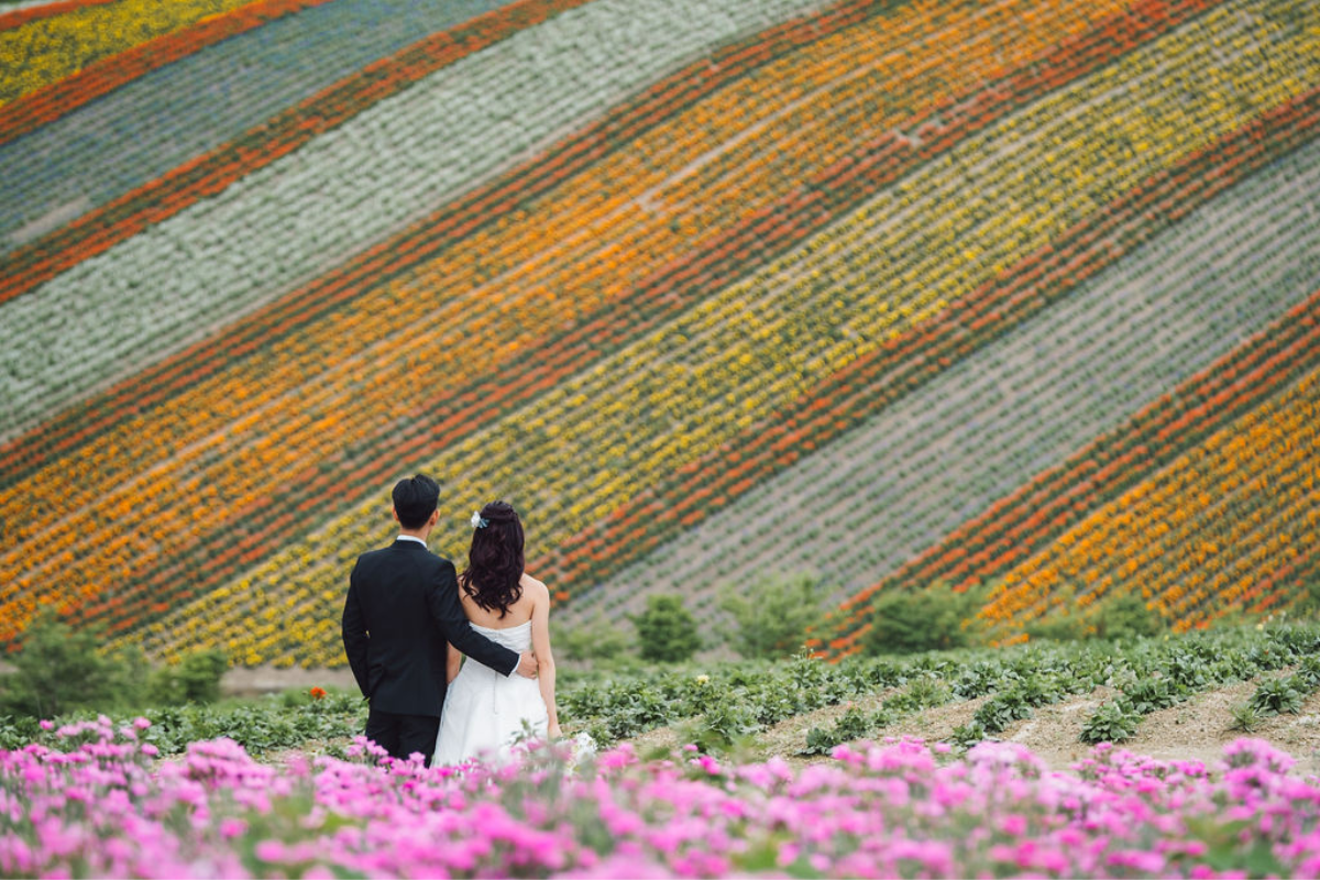 北海道夏季婚紗攝影，包括青池、日之出公園薰衣草和四季彩之丘花海 by Kuma on OneThreeOneFour 7