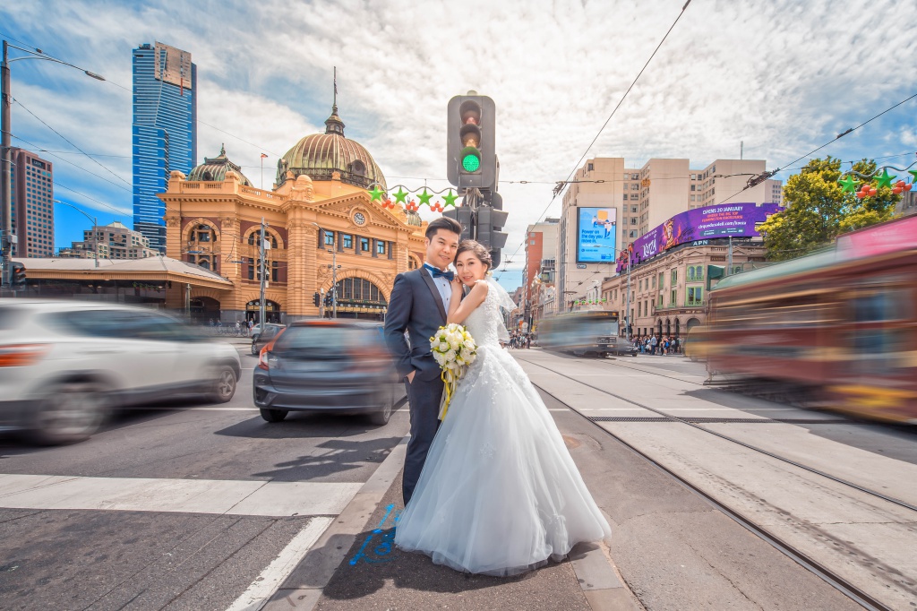Melbourne Outdoor Pre-Wedding Photoshoot Around The City  by Lin on OneThreeOneFour 4