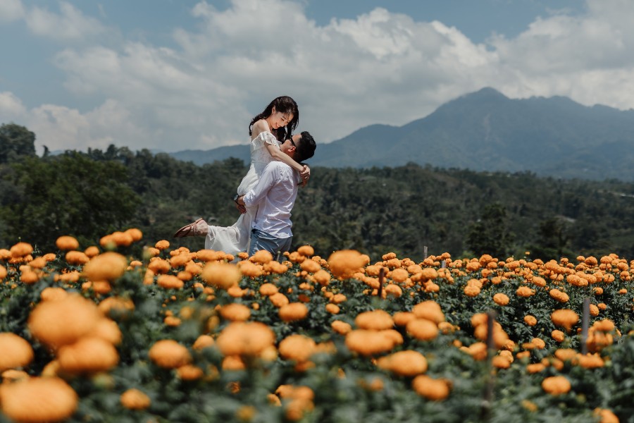 B&R: Pre-wedding photoshoot at Mount Batur Pinggan, Kintamani Lava Field, flower field and Mengening Beach by Hendra on OneThreeOneFour 13