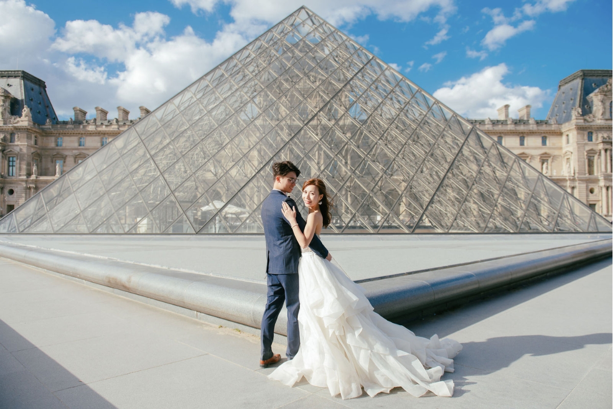 Paris Pre-Wedding Photoshoot with Avenue de Camoens, Port Debily, Bir Hakeim, Tuileries Garden, Louvre Pyramid, Palais Royal, and a Parisian Cafe. by Arnel on OneThreeOneFour 13