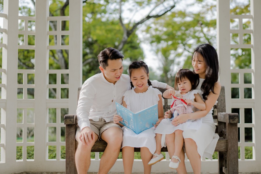A&WK: Casual and fun family photoshoot in Singapore by Samantha on OneThreeOneFour 10