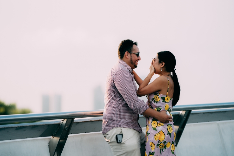 Singapore Surprise Wedding Proposal Photoshoot At Marina Barrage With Singapore Flyer by Michael on OneThreeOneFour 4