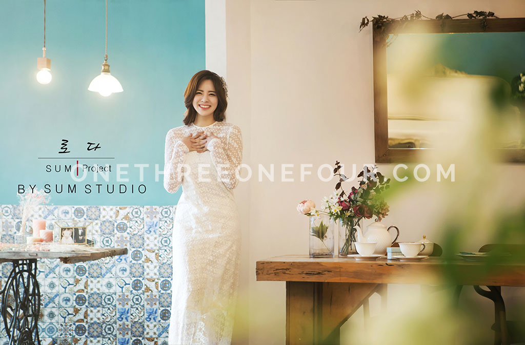 Korean Wedding Photos: Indoor Set (NEW) by SUM Studio on OneThreeOneFour 44
