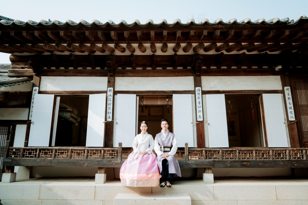 Korea Hanbok Pre-Wedding Photoshoot At Namsangol Hanok Village  by Jungyeol  on OneThreeOneFour 17