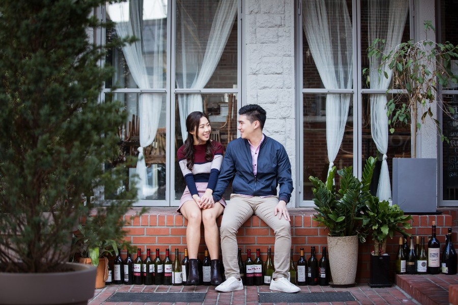 Korea Casual Couple Photoshoot At Yeonam-dong Cafe Street by Junghoon on OneThreeOneFour 16