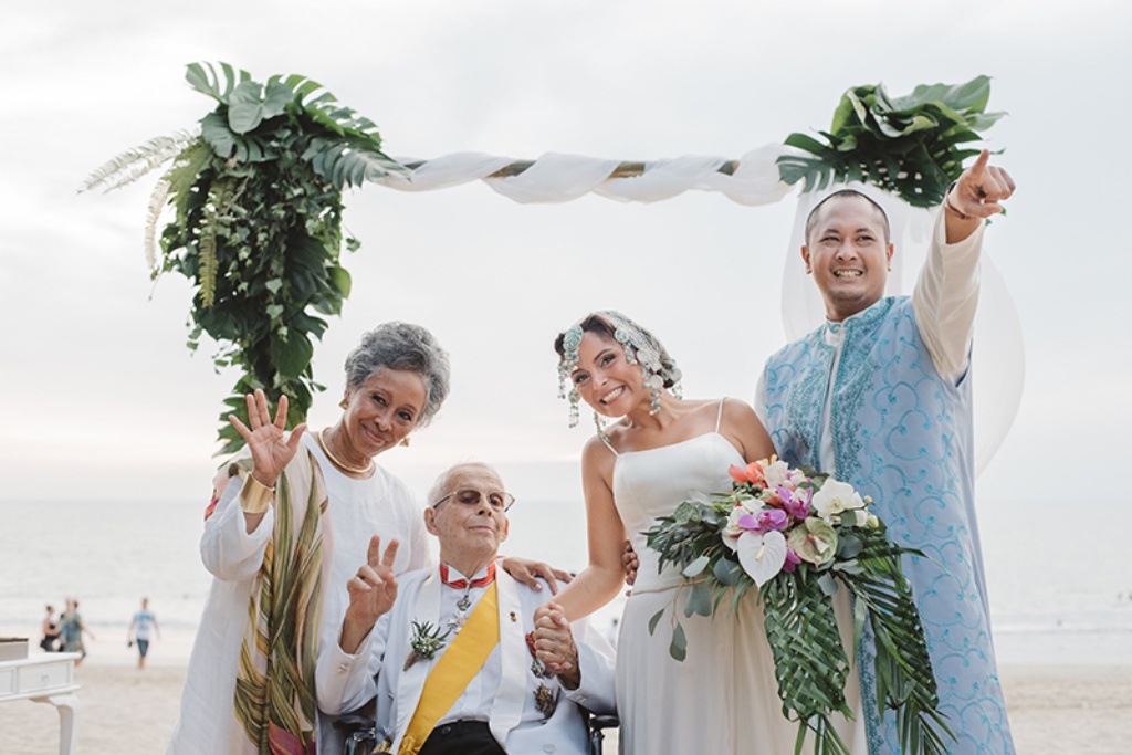 Bali Traditional Destination Wedding At Private Beach  by Cahya  on OneThreeOneFour 10