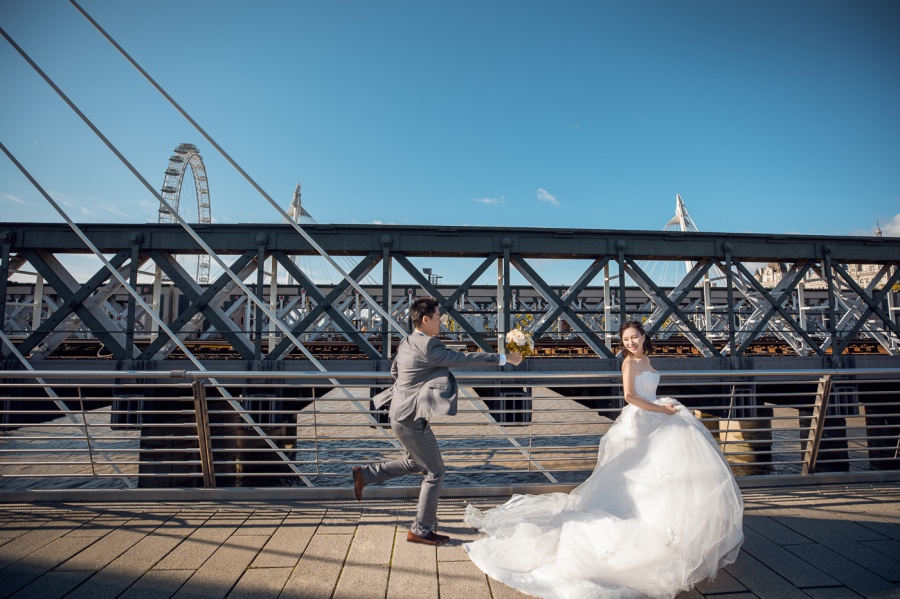 倫敦婚紗拍攝 - 大笨鐘 與 史密斯廣場聖約翰堂 by Dom on OneThreeOneFour 3