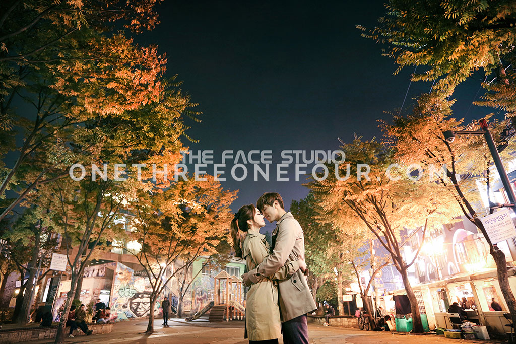 [AUTUMN] Korean Studio Pre-Wedding Photography: Night Streets of Hongdae (홍대) (Outdoor) by The Face Studio on OneThreeOneFour 0
