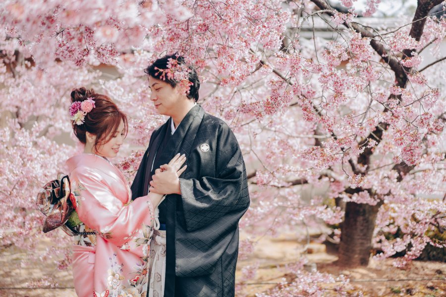 E&V: Kyoto Spring Cherry Blossoms Pre-wedding Photoshoot by Kinosaki on OneThreeOneFour 1