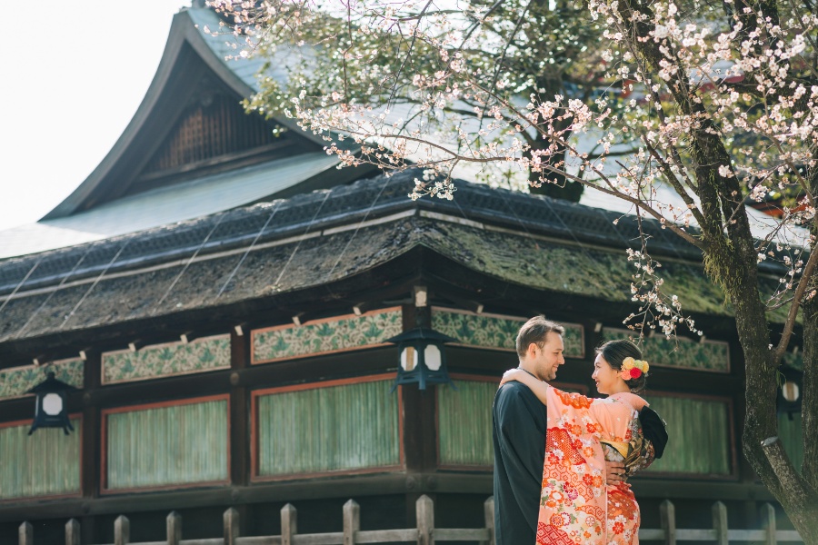 Kyoto Kimono Prewedding Photoshoot Higashiyama District Japan by Shu Hao on OneThreeOneFour 58