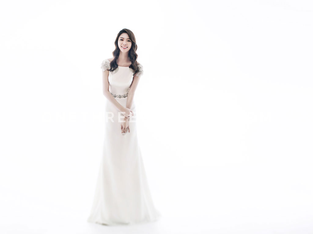 Renoir | Korean Pre-wedding Photography by Pium Studio on OneThreeOneFour 21
