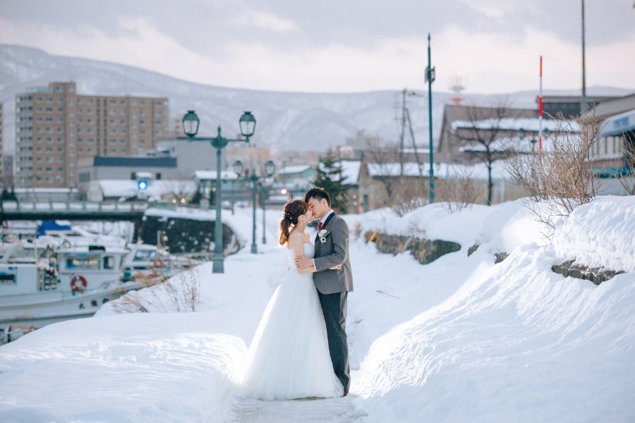 H&V: Snowy pre-wedding in Hokkaido by Kuma on OneThreeOneFour 20