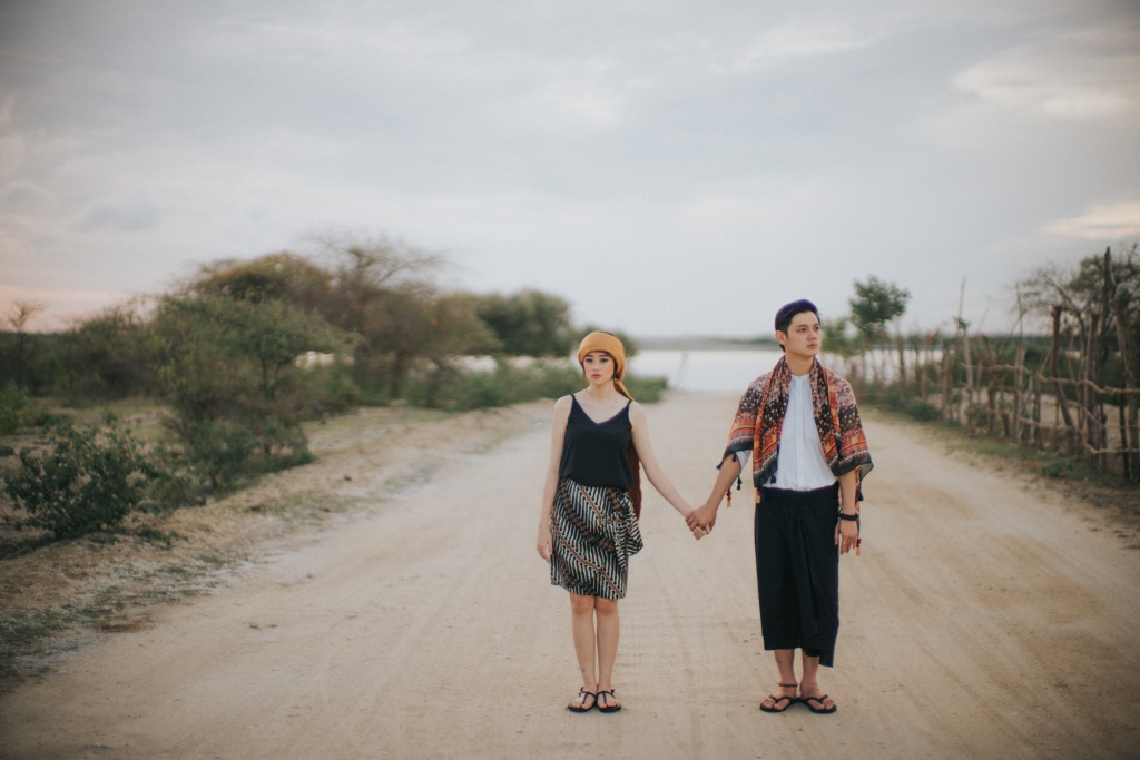 Bali Engagement Boho Theme Couple Photoshoot by Hery on OneThreeOneFour 17