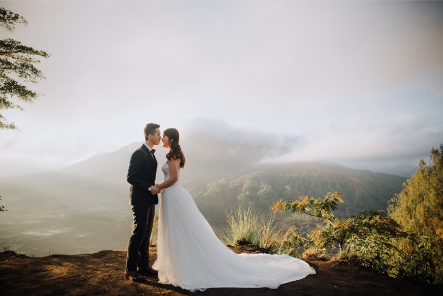 G&G: Bali Pre-wedding photoshoot at Mount Batur Pinggan, forest, Cepung Waterfall and Mengening Beach by Hery on OneThreeOneFour 0