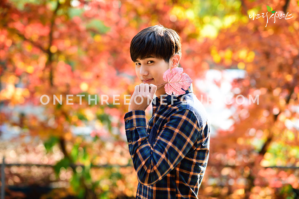 Korean Studio Pre-Wedding Photography: Autumn (Outdoor) by Nadri Studio on OneThreeOneFour 17