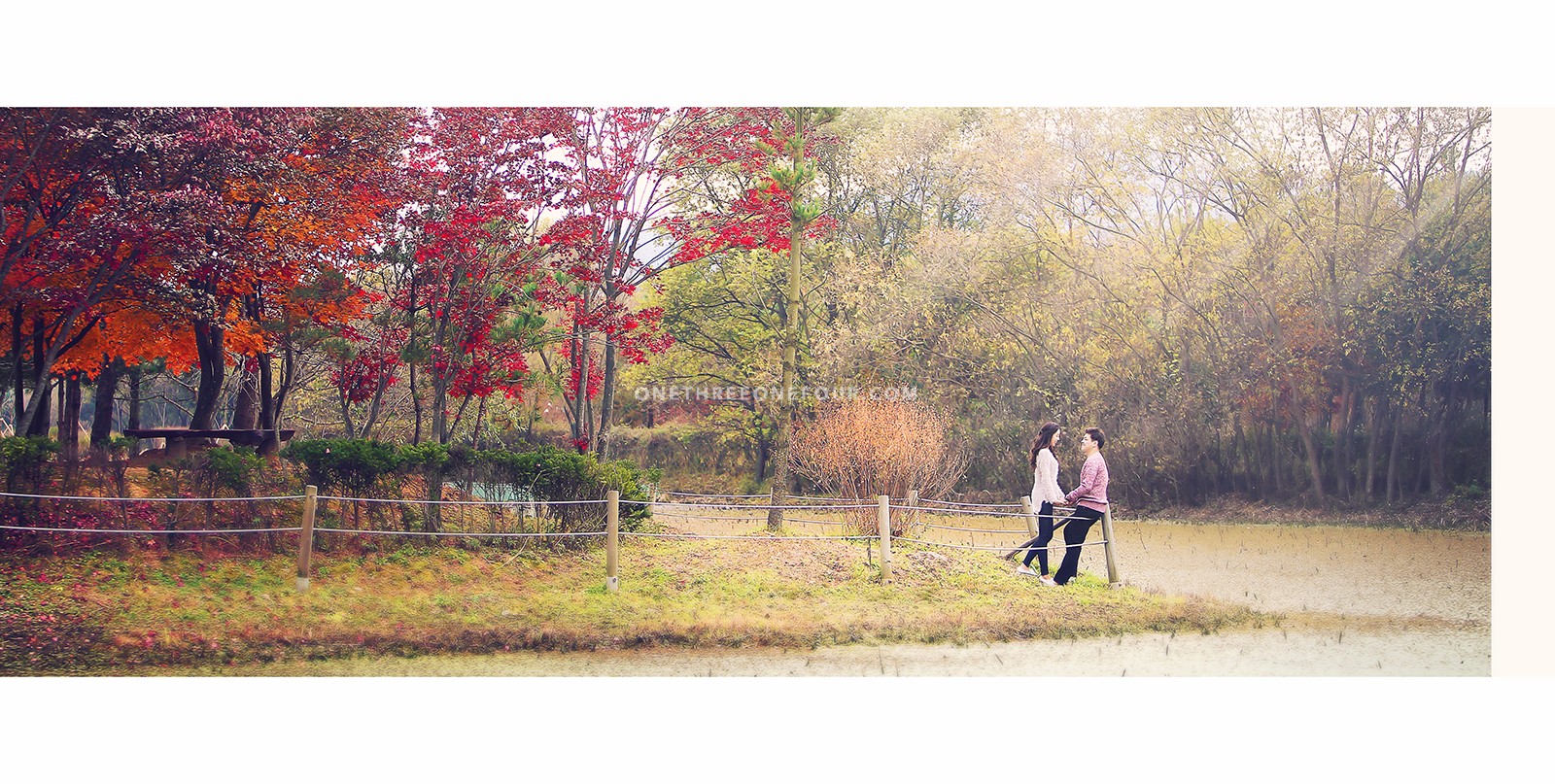 Korean Outdoor Autumn Date Snap by ePhoto Essay Studio on OneThreeOneFour 4