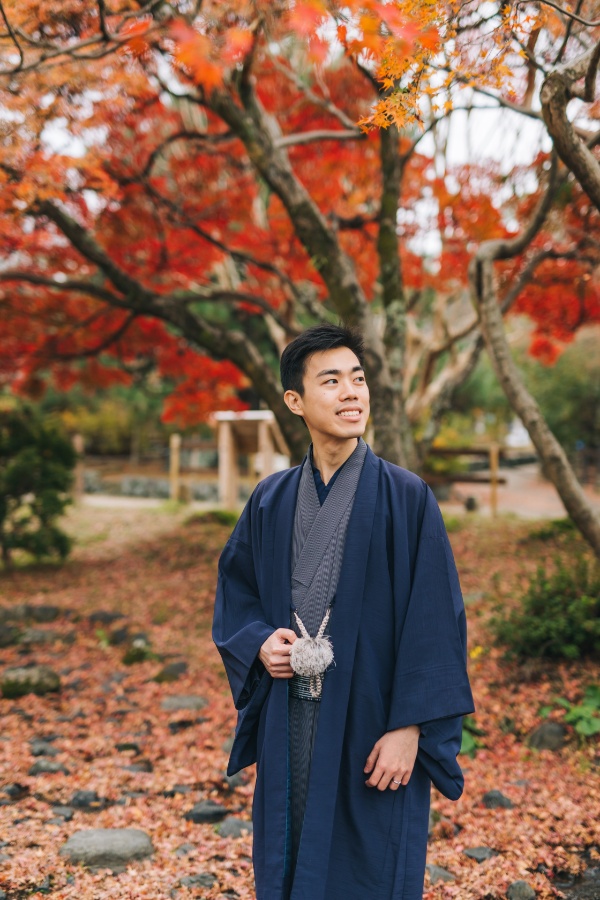 Japan Kyoto Autumn Higashiyama Kimono Prewedding Photoshoot by Shu Hao on OneThreeOneFour 21