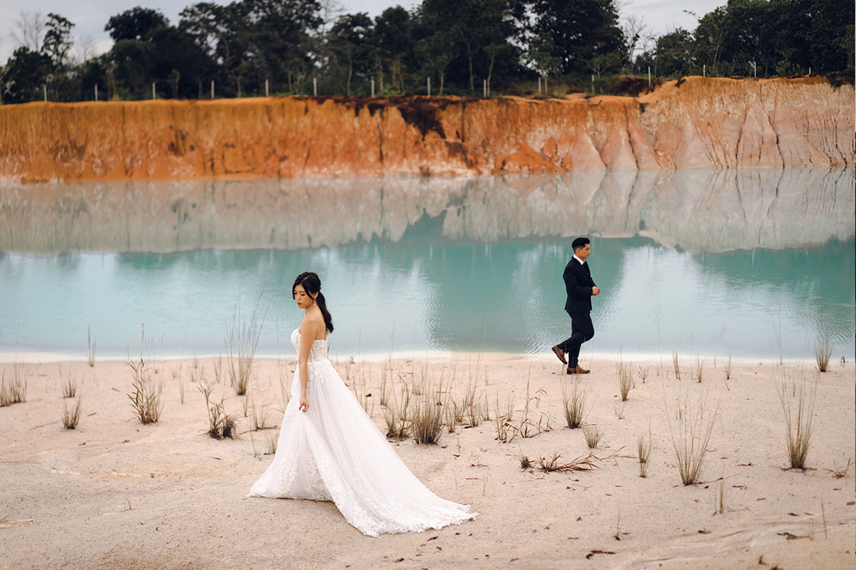 Bintan Pre-Wedding Photoshoot: Shermaine & Kai Yiong’s Adventure at Old Streets, Blue Lake, Sand Dunes & ATV Ride by HS on OneThreeOneFour 19