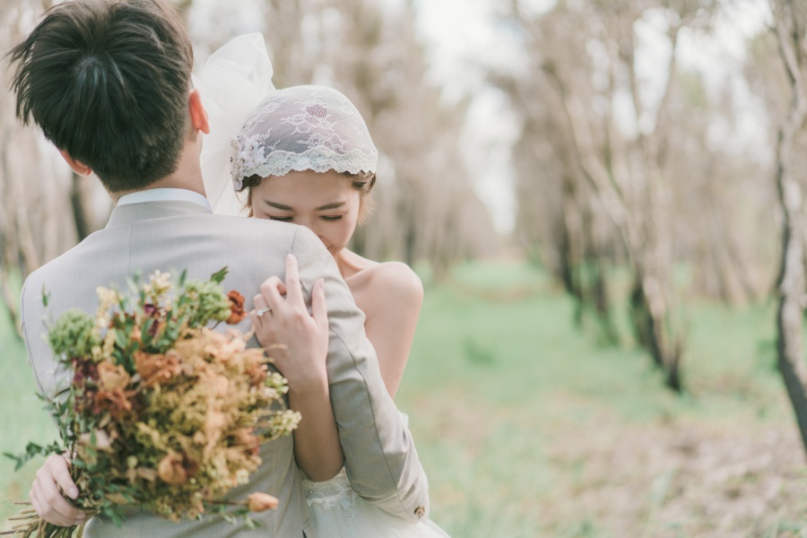 Taiwan Outdoor Pre-Wedding Photoshoot At Tainan Zoo  by Star  on OneThreeOneFour 13