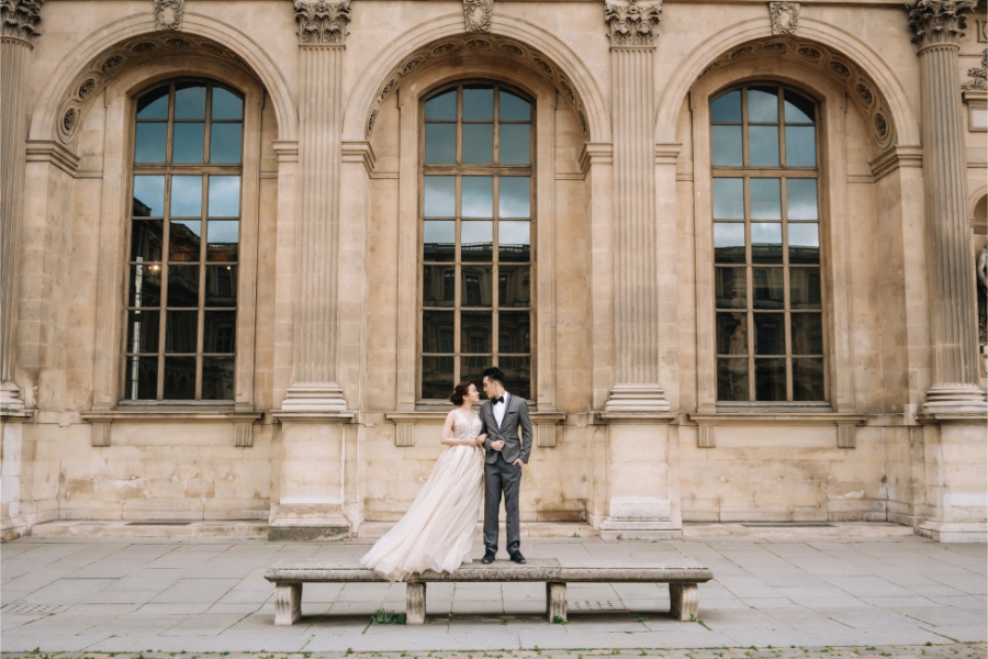A&K: Canadian Couple's Paris Pre-wedding Photoshoot at the Louvre  by Vin on OneThreeOneFour 25