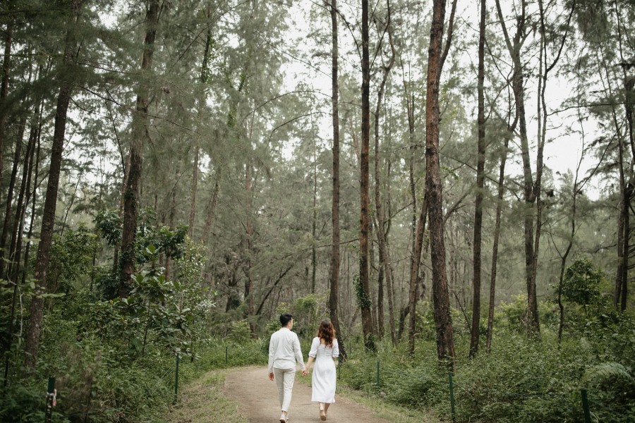 S & L - Singapore Outdoor Pre-Wedding at Coney Island & Gardens By The Bay by Chan on OneThreeOneFour 8