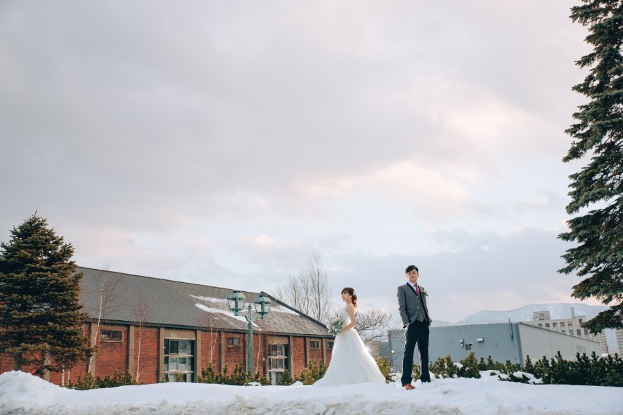 H&V: Snowy pre-wedding in Hokkaido by Kuma on OneThreeOneFour 22
