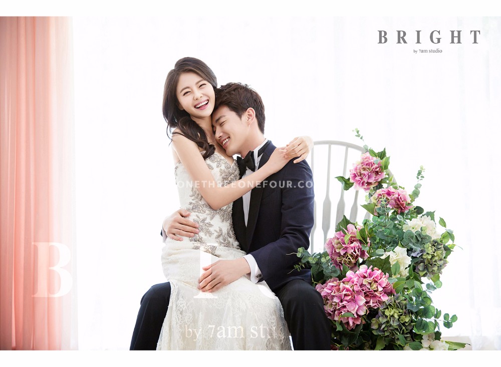 Korean 7am Studio Pre-Wedding Photography: 2017 Bright Collection by 7am Studio on OneThreeOneFour 26