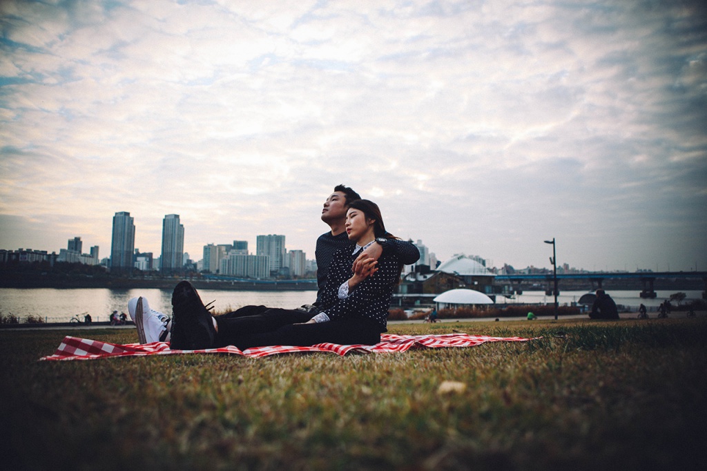Korea Casual Couple Photoshoot At Haneul Park  by Beomsoo on OneThreeOneFour 7