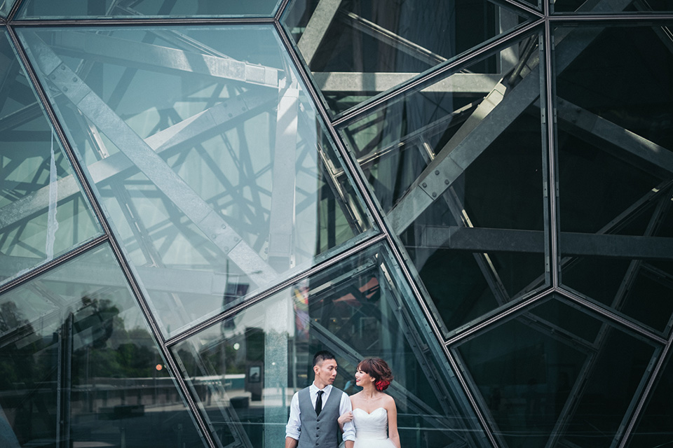 Melbourne Post-Wedding Photoshoot At Flinders Street Railway Station  by Felix  on OneThreeOneFour 8