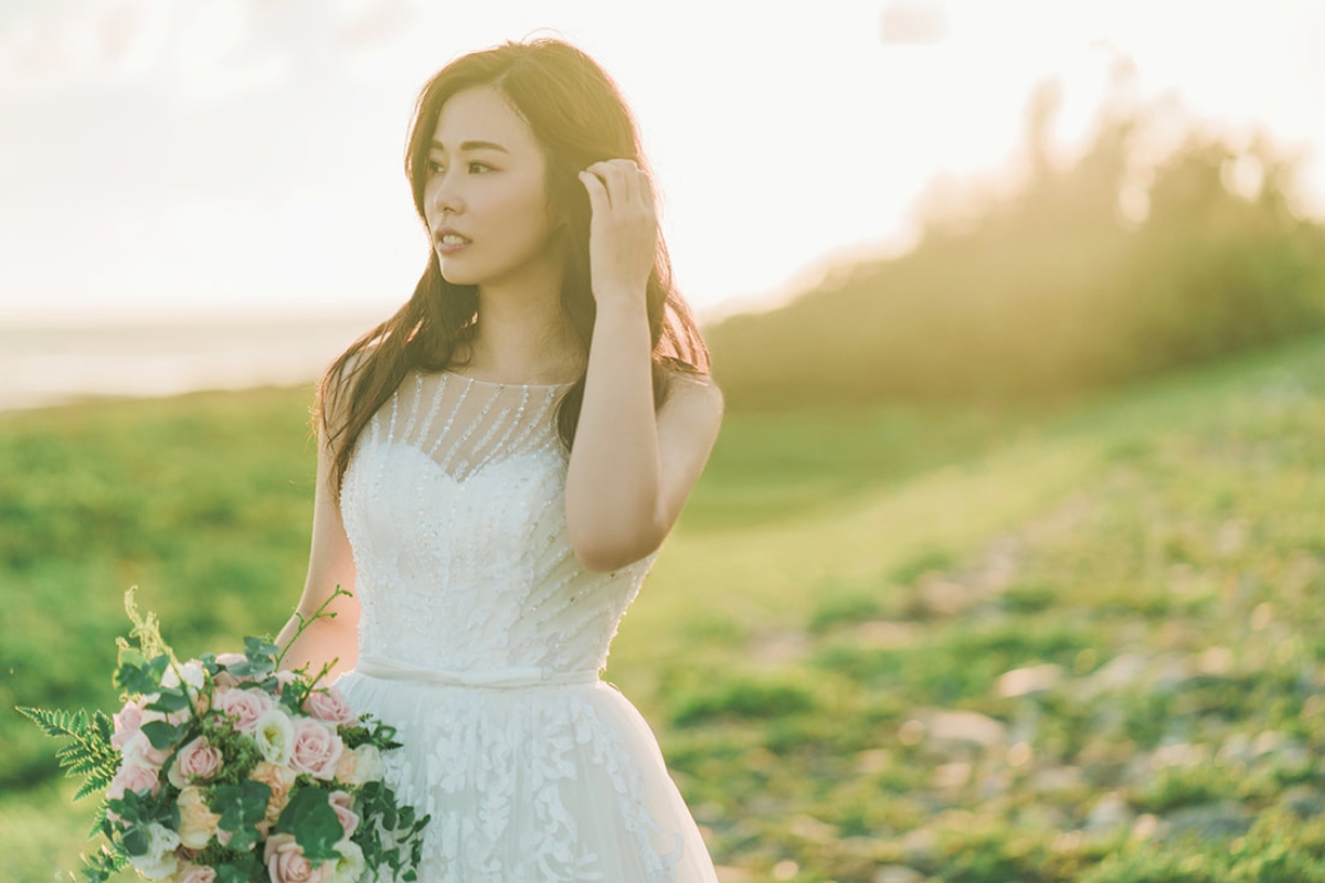 Taiwan Pre-Wedding Photoshoot Zoo Lush Greenery Beach by  on OneThreeOneFour 18