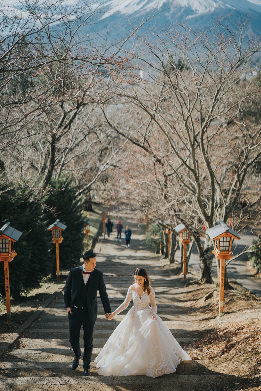 Japan Tokyo and Mt Fuji Pre-wedding Photoshoot  by Ghita on OneThreeOneFour 0