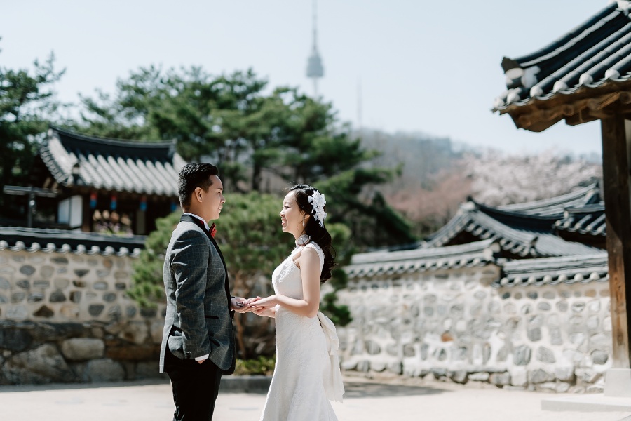 T&J: Korea Cherry Blossom Pre-wedding Photoshoot at Namsangol Hanok Village and Seoul Forest by Jungyeol on OneThreeOneFour 20