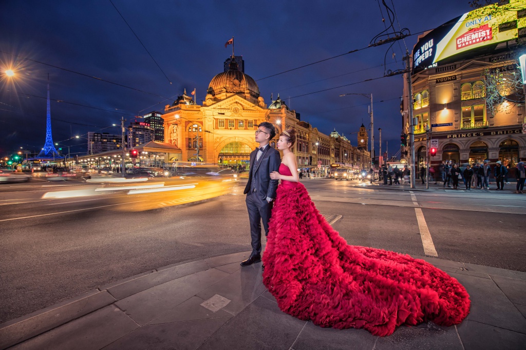 Melbourne Outdoor Pre-Wedding Photoshoot Around The City  by Lin on OneThreeOneFour 15