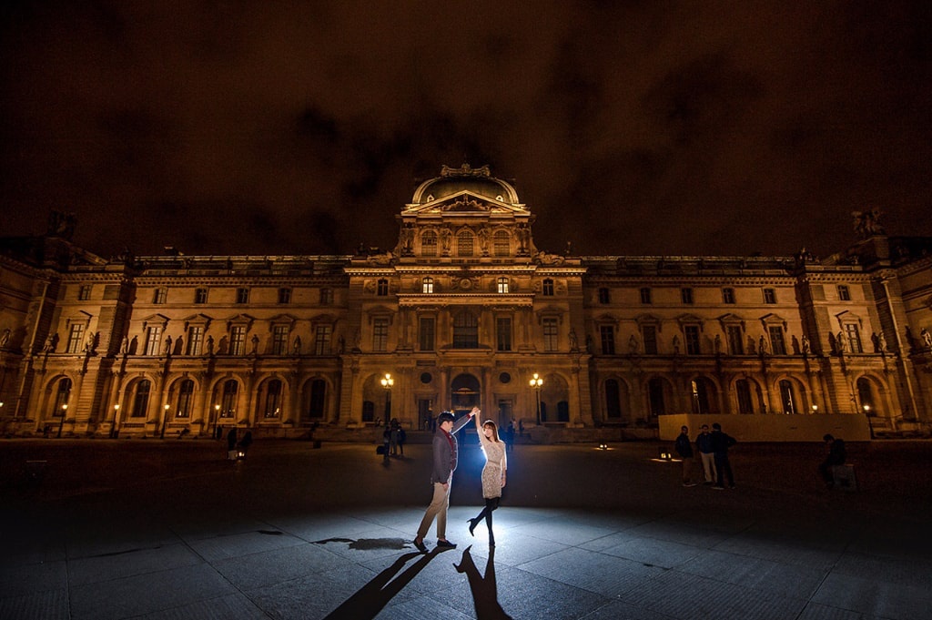 Paris Full Day Pre-Wedding Photoshoot At Eiffel Tower And Sunset At The Lourve Museum  by Son on OneThreeOneFour 12