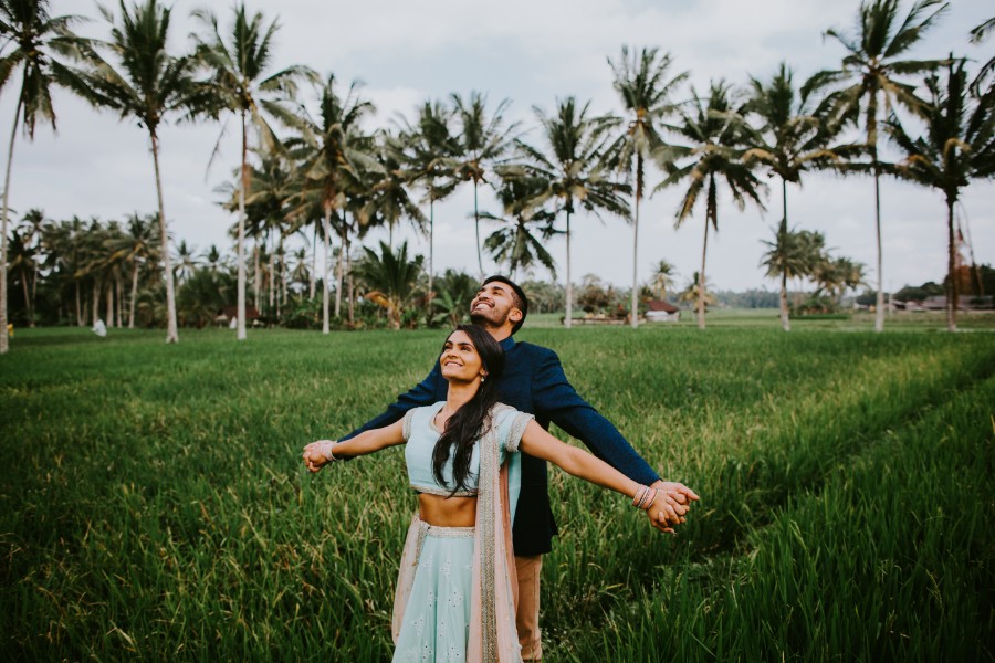 Indian Couple Mengening Beach Prewedding Photoshoot in Bali by Cahya on OneThreeOneFour 13