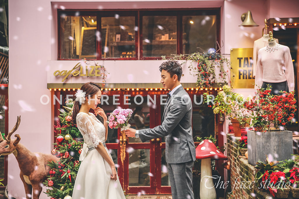 Korean Studio Pre-Wedding Photography: Outdoor by The Face Studio on OneThreeOneFour 5