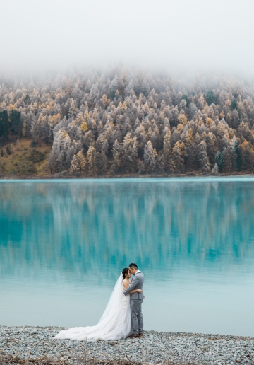 New Zealand Pre-Wedding Photoshoot At Lake Hayes, Arrowtown, Lake Wanaka And Mount Cook National Park 